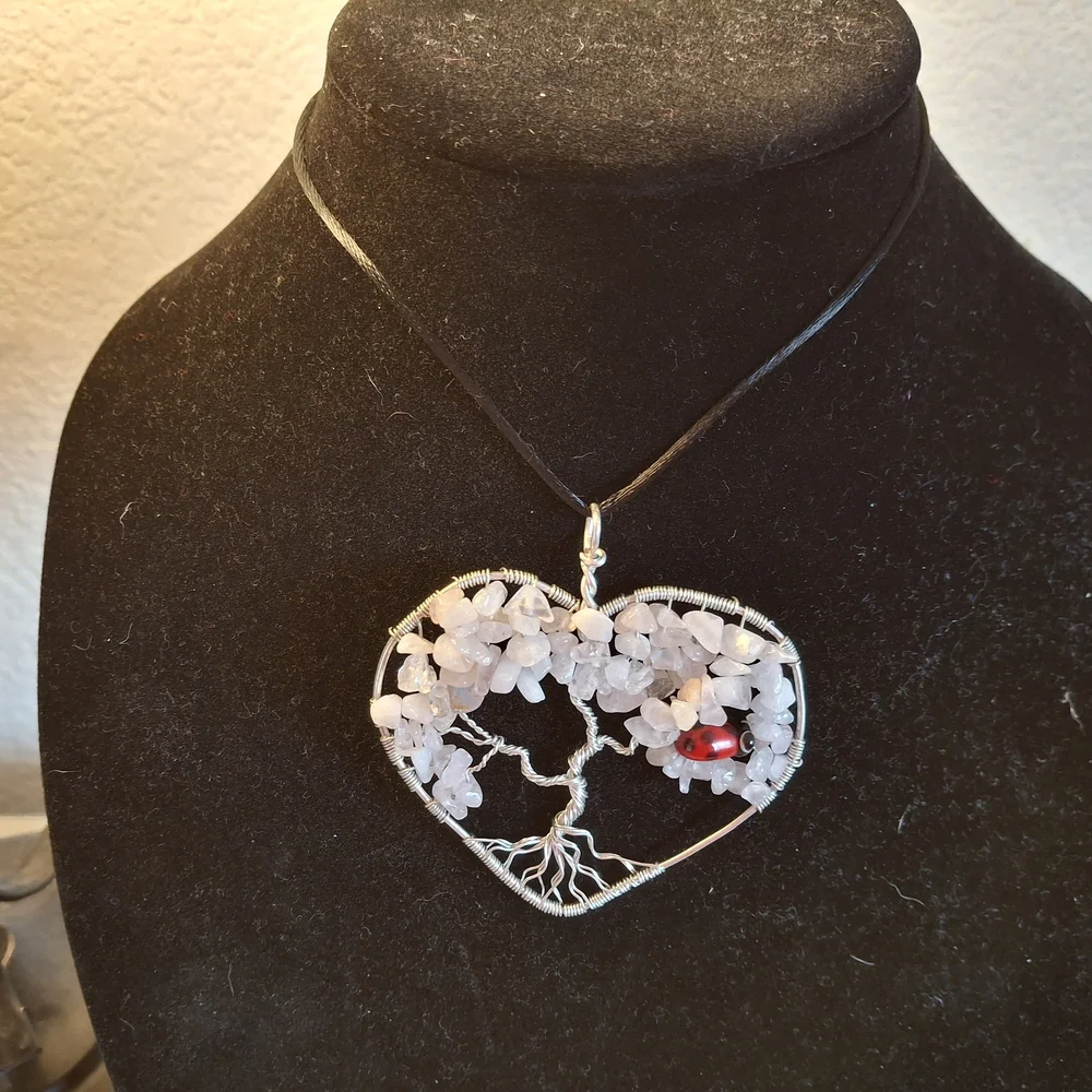 Silver Heart Tree Pendant Necklace - Picture 1 of 2